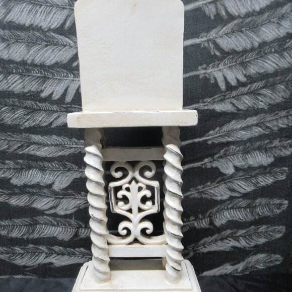 Vintage Style Mantle Clock (Heavy Polyresin) Battery Operated - Picture 8 of 11